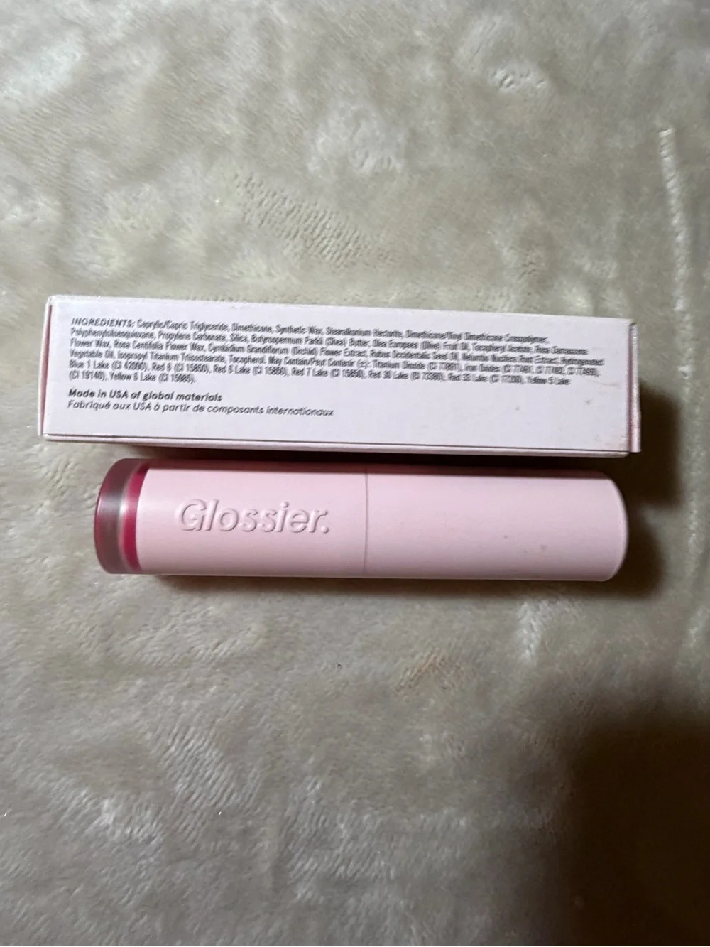 Glossier Ultralip High-Shine Lipstick – Portrait